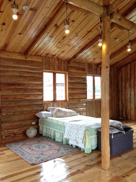 Agape Log Cabin Саґада Екстер'єр фото